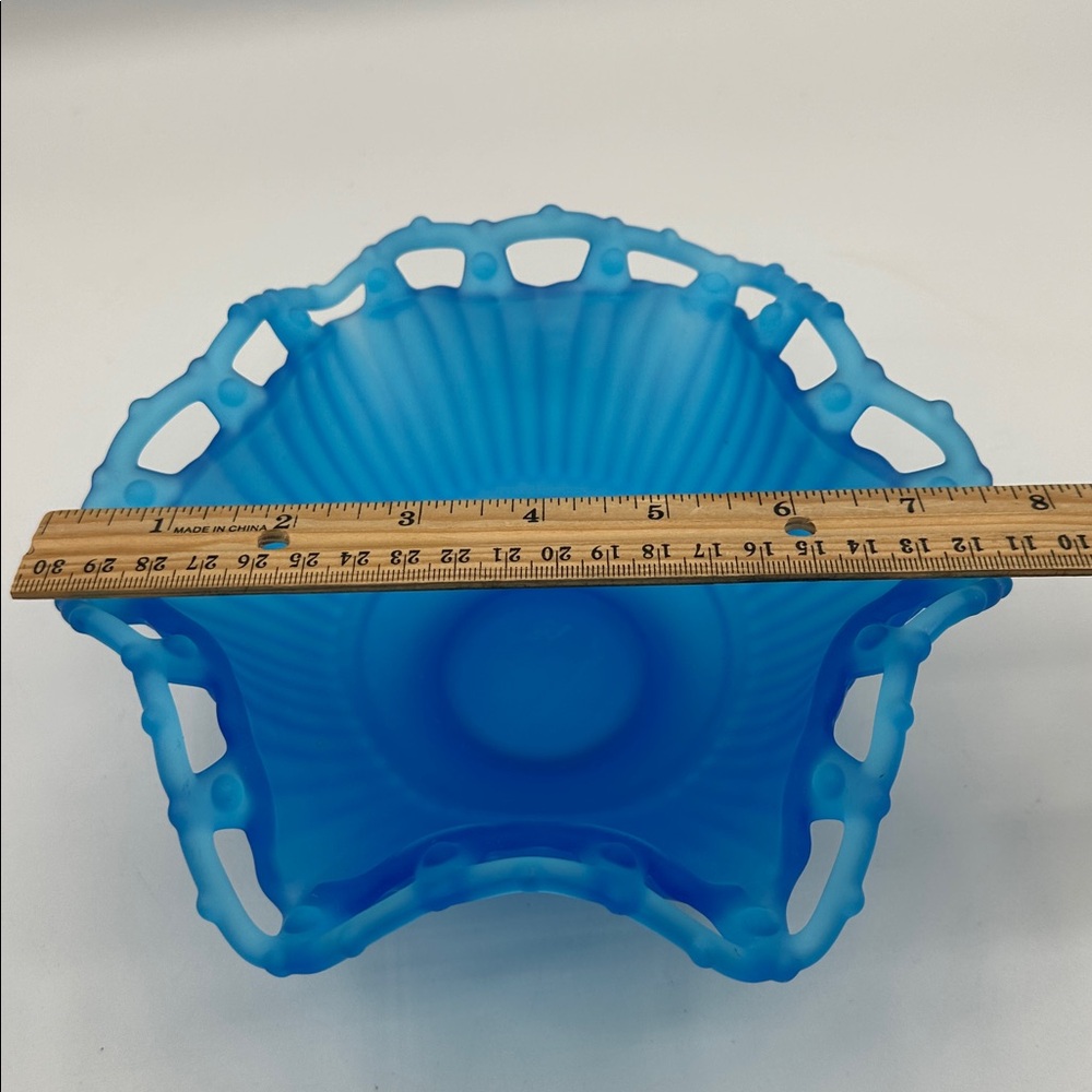 Westmoreland Dark Blue Satin Ruffled Edge Bowl. Vintage - Picture 6 of 10